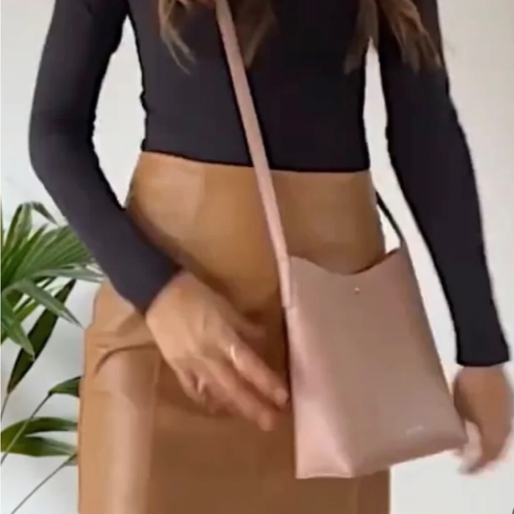SAMARA Medium Shoulder Bag, Vegan leather - Picture 3 of 7